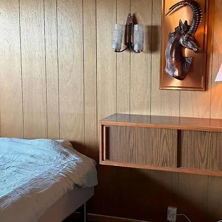 1950s House With Sauna And Sea In Сasa de vacaciones Foresvik