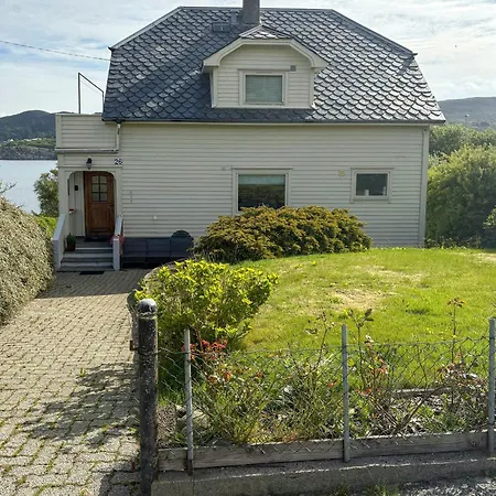 Сasa de vacaciones 1950s House With Sauna And Sea In Foresvik