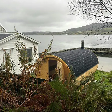 1950s House With Sauna And Sea In Foresvik