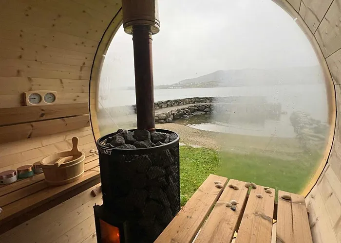 1950s House With Sauna And Sea In Feriehus
