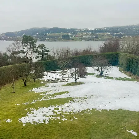 Tatil Evi 1950s House With Sauna And Sea In Foresvik