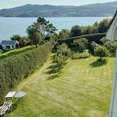 1950s House With Sauna And Sea In Foresvik